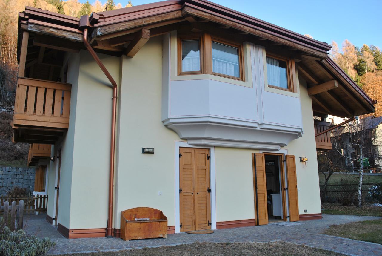 Villetta Con Giardino E Panorama Daire Carisolo Dış mekan fotoğraf